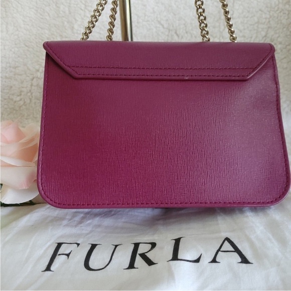 Furla Metropolis Bella “LOVE” Crossbody bag purse with dust bag - Picture 5 of 10